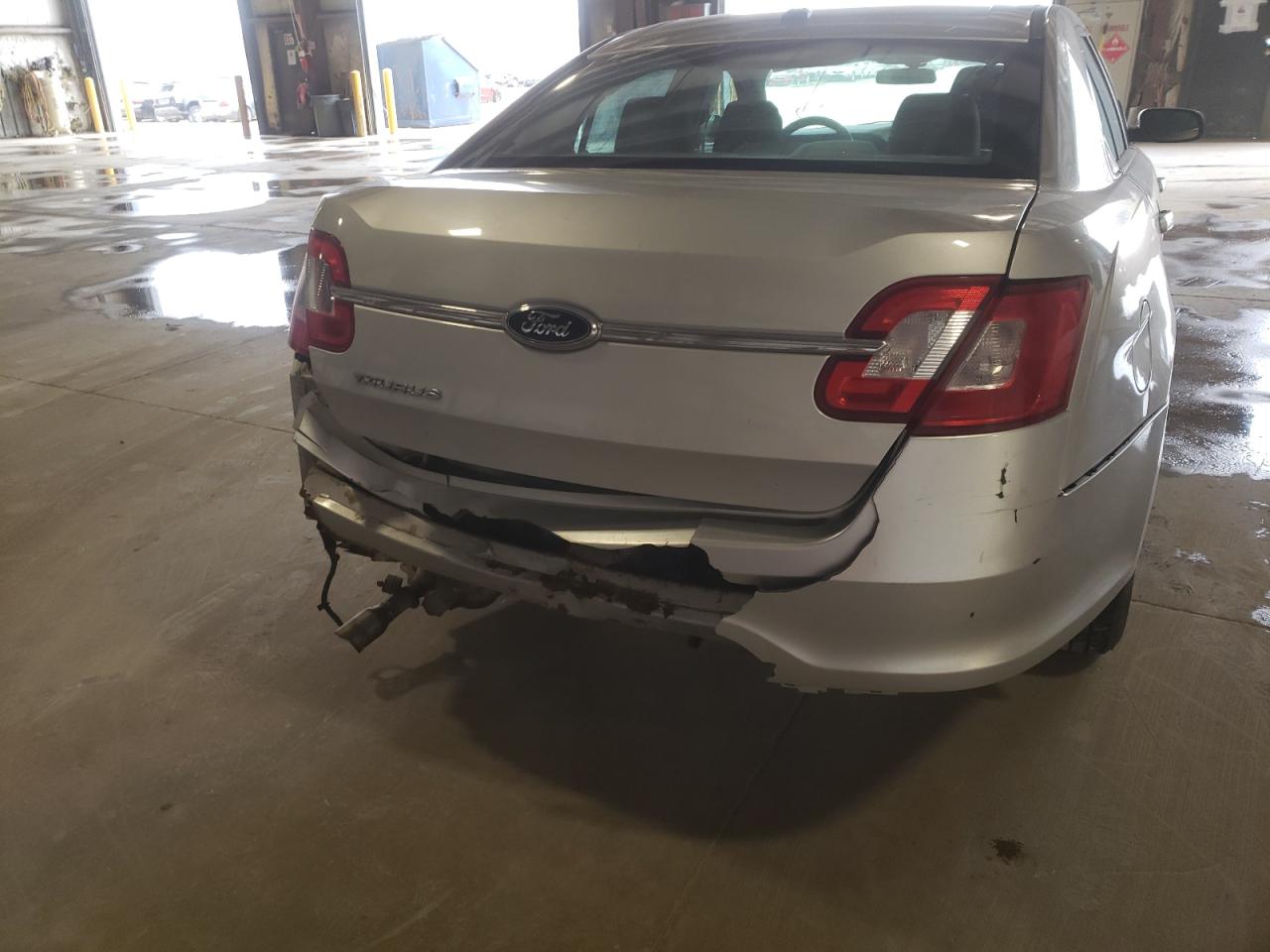Zdjęcie 9 z aukcji – 2010 FORD TAURUS SE z VIN 1FAHP2DW7AG128954