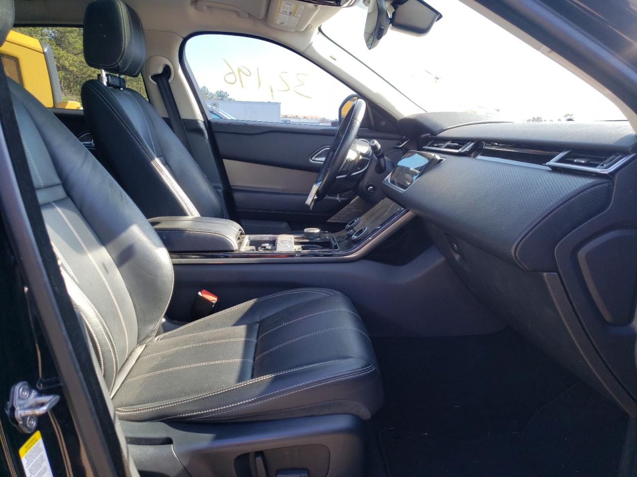 Photo 5 from auction – 2018 LAND ROVER RANGE ROVE with VIN SALYB2RX9JA736397