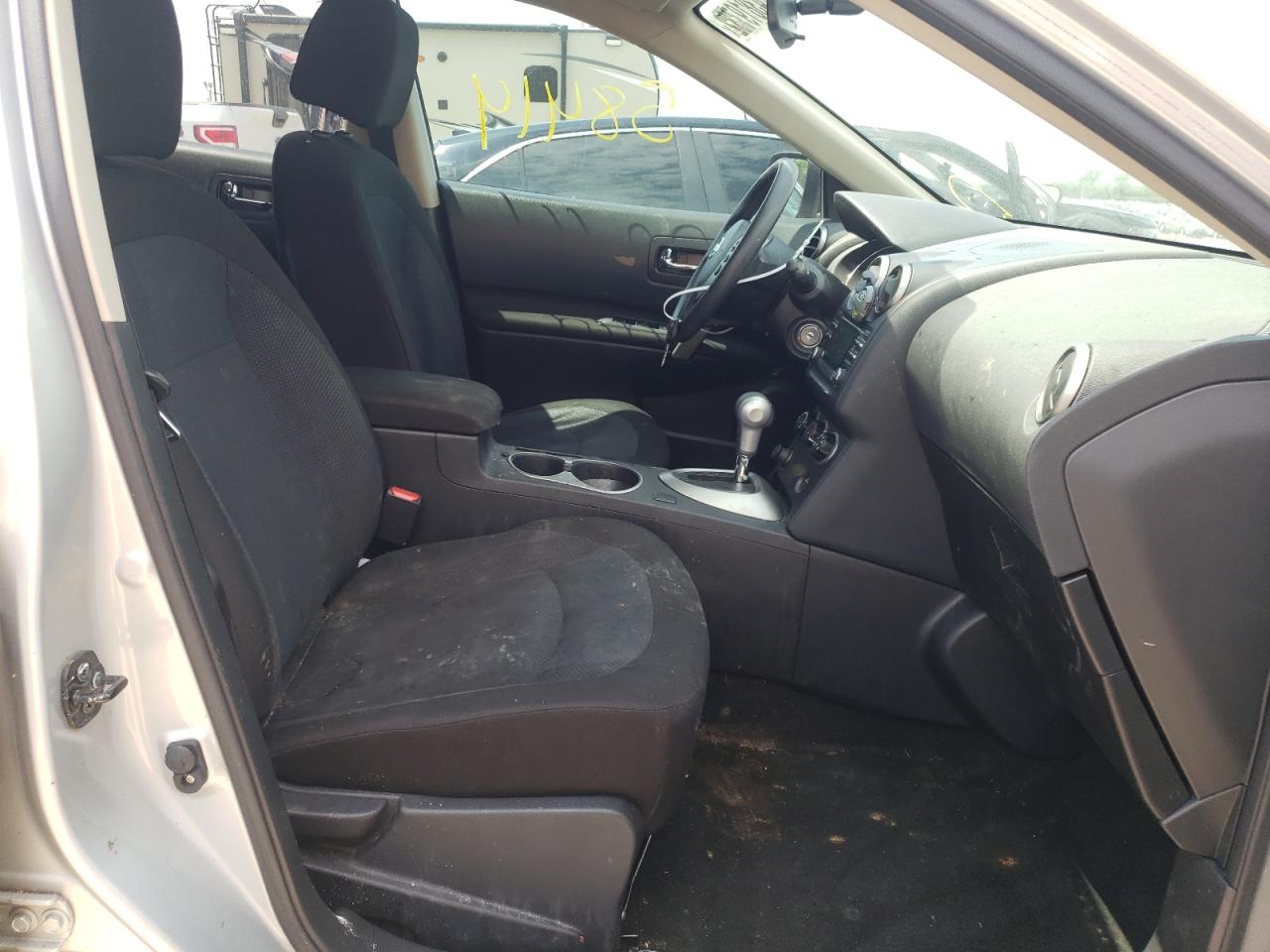 Photo 5 from auction – 2013 NISSAN ROGUE S with VIN JN8AS5MT5DW037360