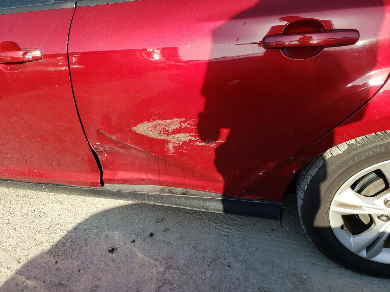 Photo 9 from auction – 2014 FORD FOCUS SE with VIN 1FADP3F2XEL417113