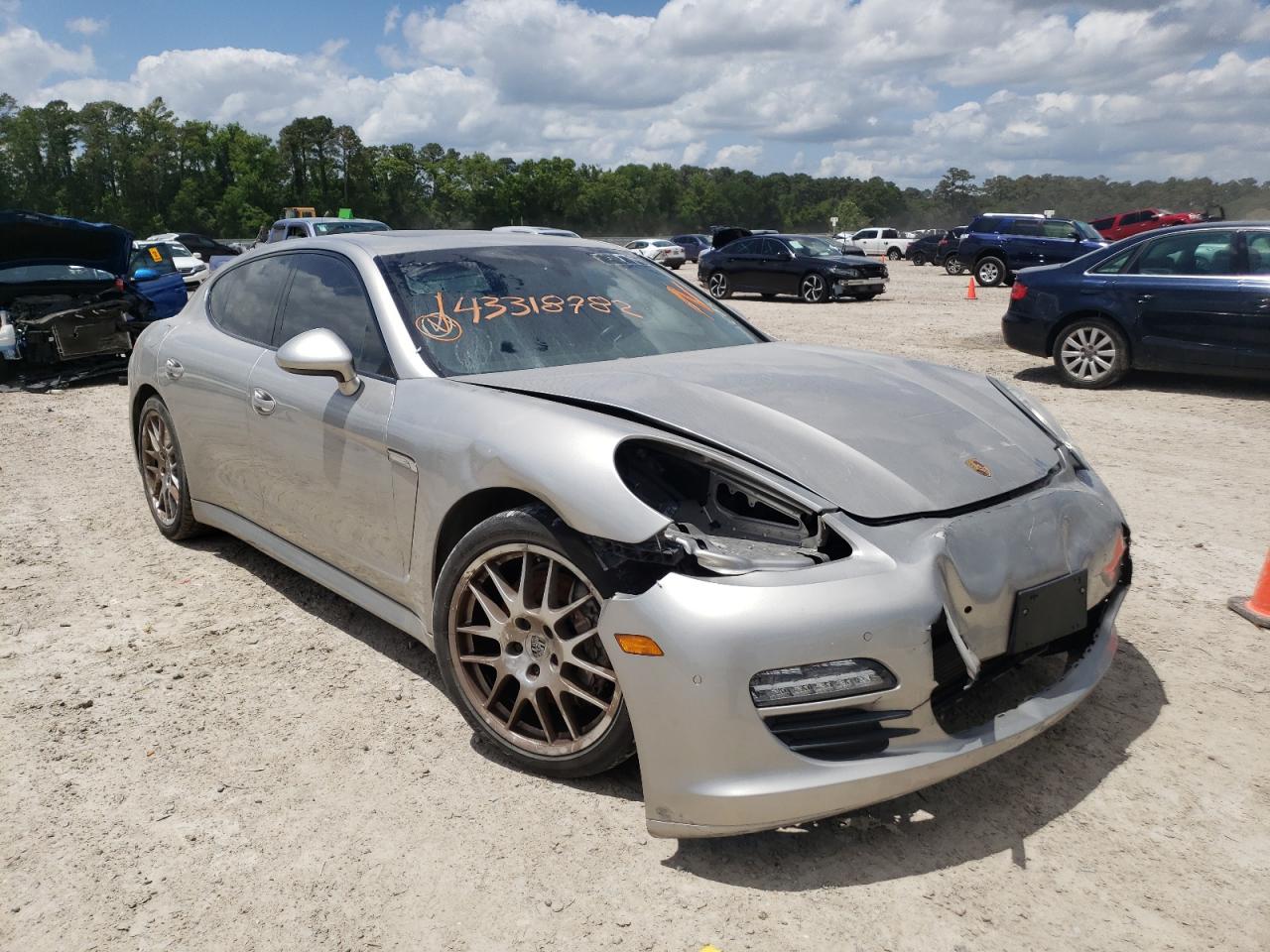 PORSCHE PANAMERA 2 2012 with VIN WP0AA2A75CL012592 - Photo from auction