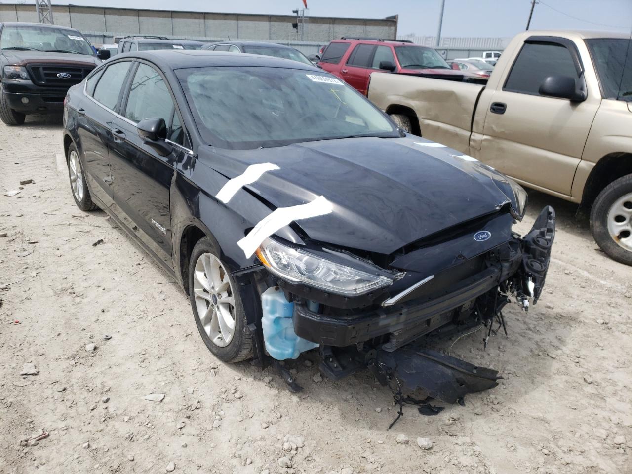 Photo 1 from auction – 2019 FORD FUSION SE with VIN 3FA6P0LU5KR238231