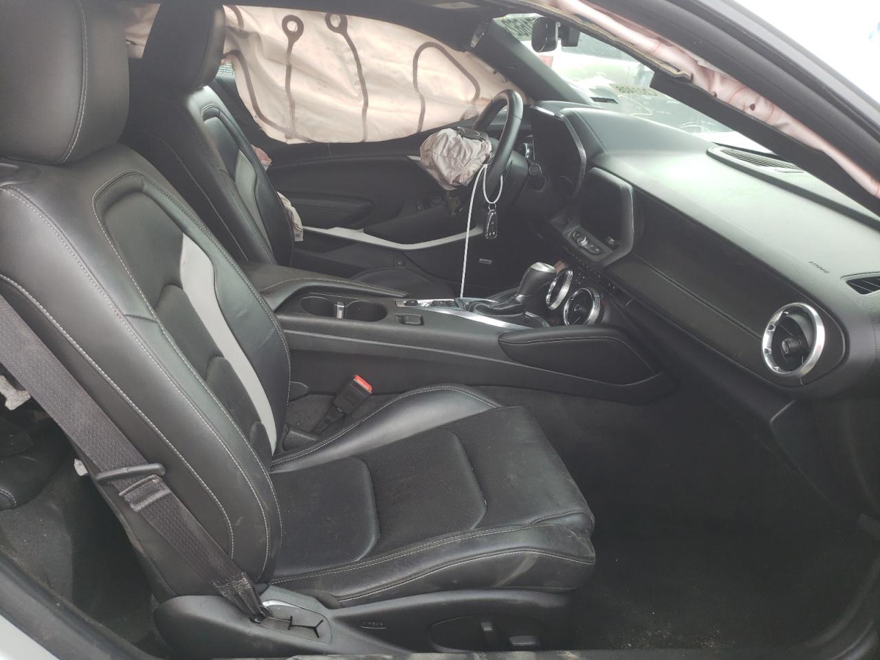 Photo 5 from auction – 2016 CHEVROLET CAMARO LT with VIN 1G1FD1RS2G0143480