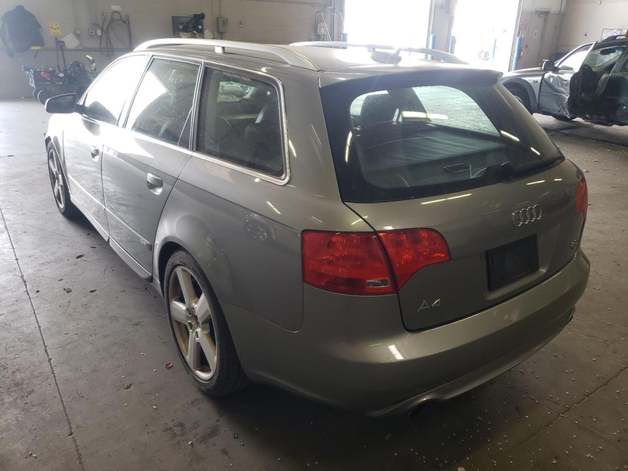 Photo 3 from auction – 2006 AUDI A4 S-LINE with VIN WAUSF78E46A065059