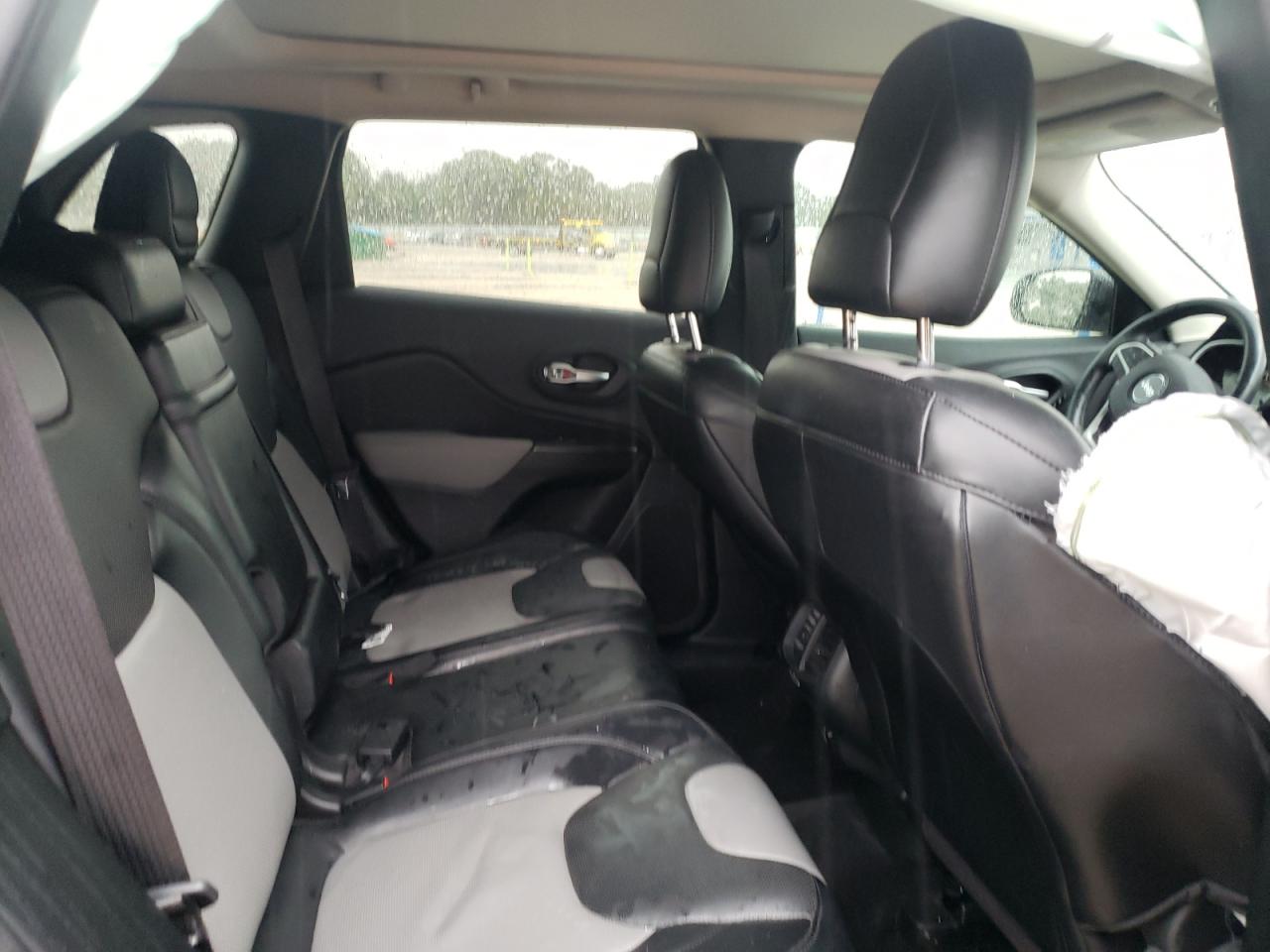 Photo 6 from auction – 2014 JEEP CHEROKEE L with VIN 1C4PJLDS5EW301599