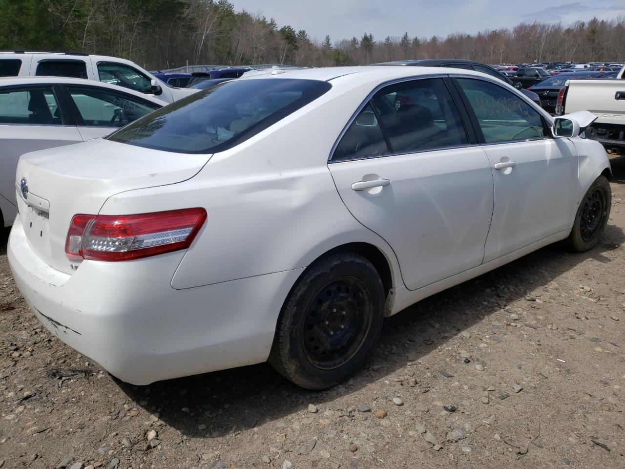 Photo 4 from auction – 2010 TOYOTA CAMRY BASE with VIN 4T4BF3EKXAR062553