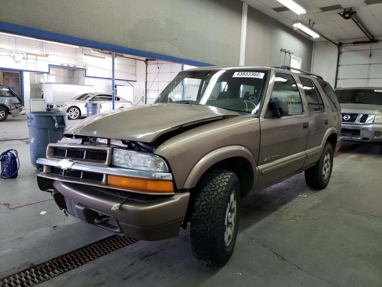Photo 2 from auction – 2003 CHEVROLET BLAZER with VIN 1GNDT13X13K117335