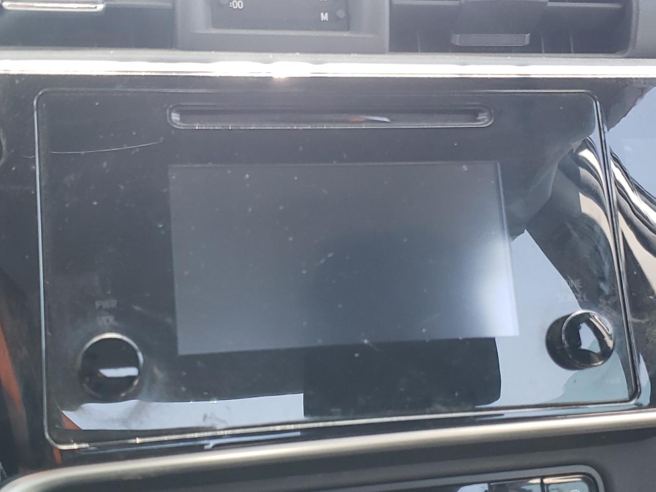 Photo 9 from auction – 2019 TOYOTA COROLLA L with VIN 5YFBURHE4KP937377