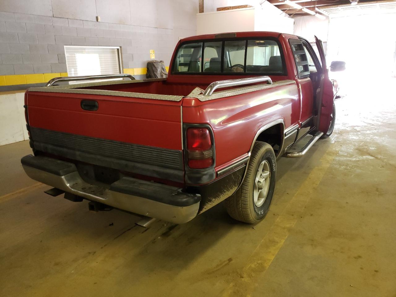 Photo 4 from auction – 1996 DODGE RAM 1500 with VIN 3B7HC13YXTM194569