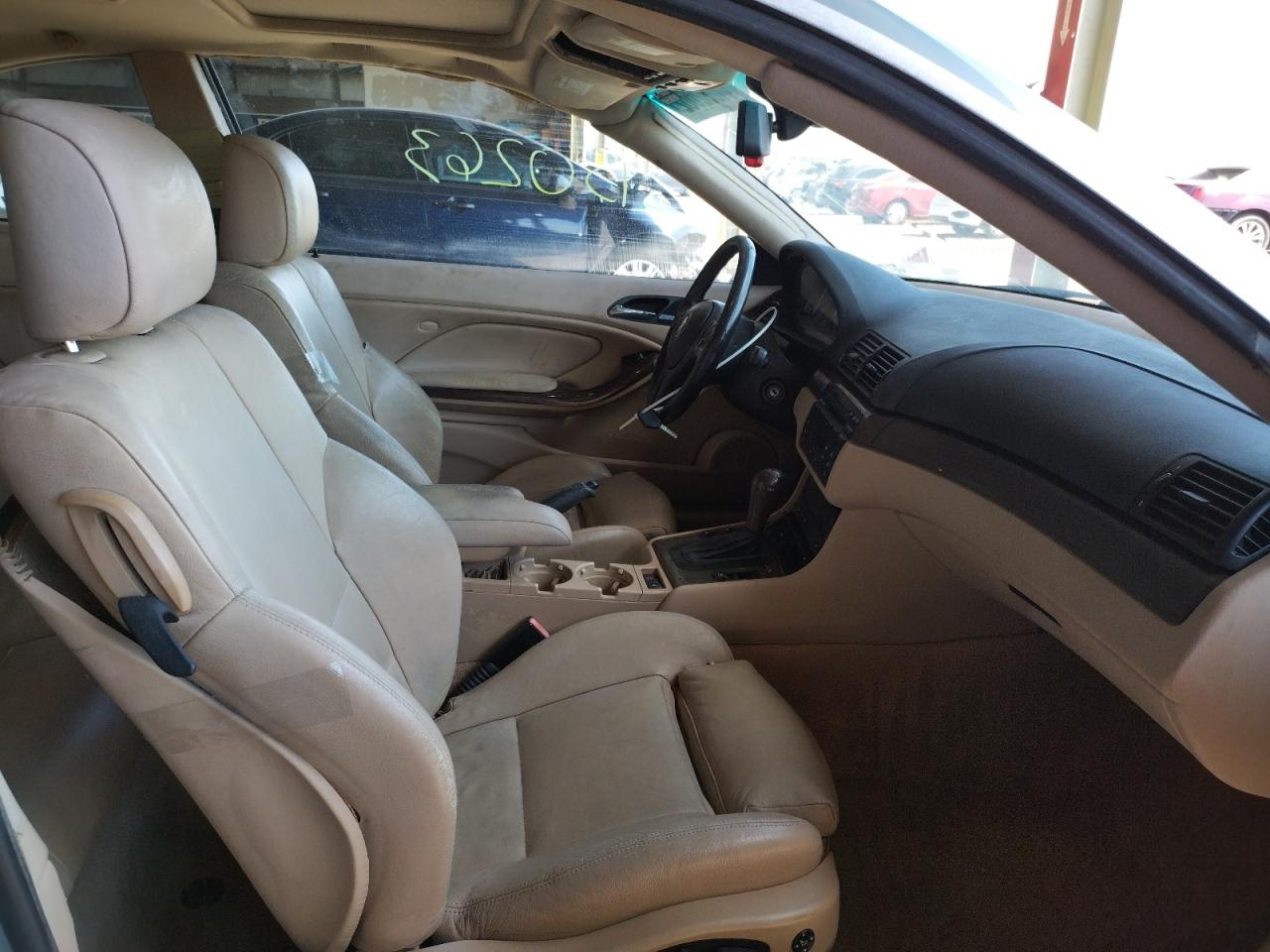 Photo 5 from auction – 2004 BMW 330 CI with VIN WBABD53464PL11449