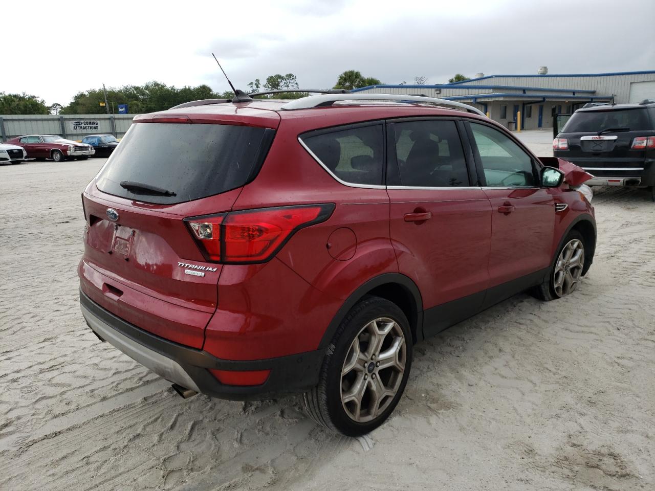 Photo 4 from auction – 2019 FORD ESCAPE TIT with VIN 1FMCU0J92KUA38786