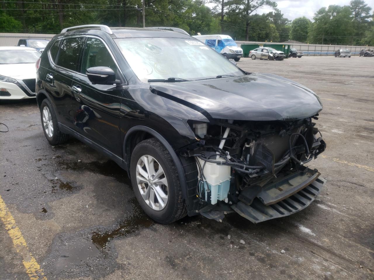 NISSAN ROGUE S 2015 with VIN 5N1AT2MT6FC896383 - Photo from auction