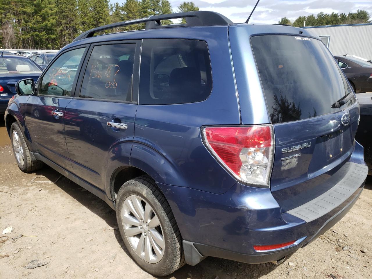 Photo 3 from auction – 2011 SUBARU FORESTER L with VIN JF2SHAEC2BH782740