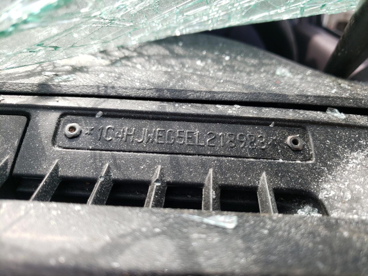 Photo 10 from auction – 2014 JEEP WRANGLER U with VIN 1C4HJWEG5EL218983