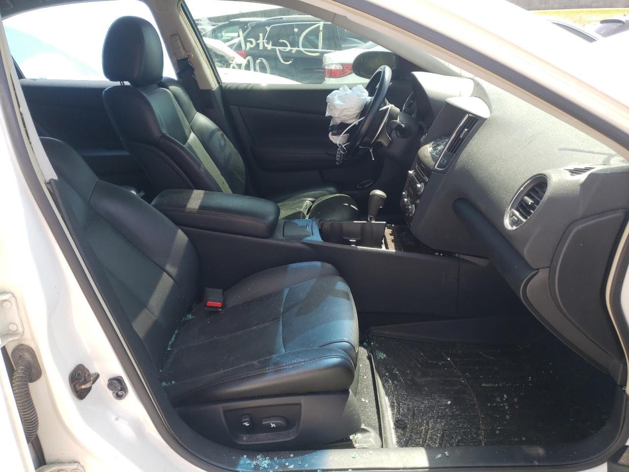 Photo 5 from auction – 2010 NISSAN MAXIMA S with VIN 1N4AA5AP9AC828273