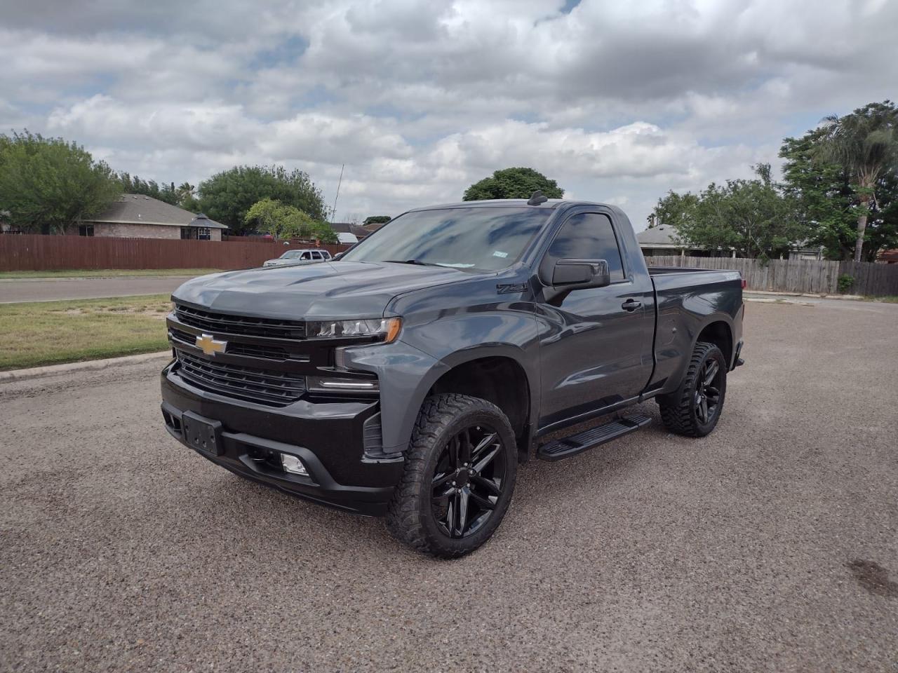 Photo 2 from auction – 2020 CHEVROLET SILVERADO with VIN 3GCNYAEF4LG112110