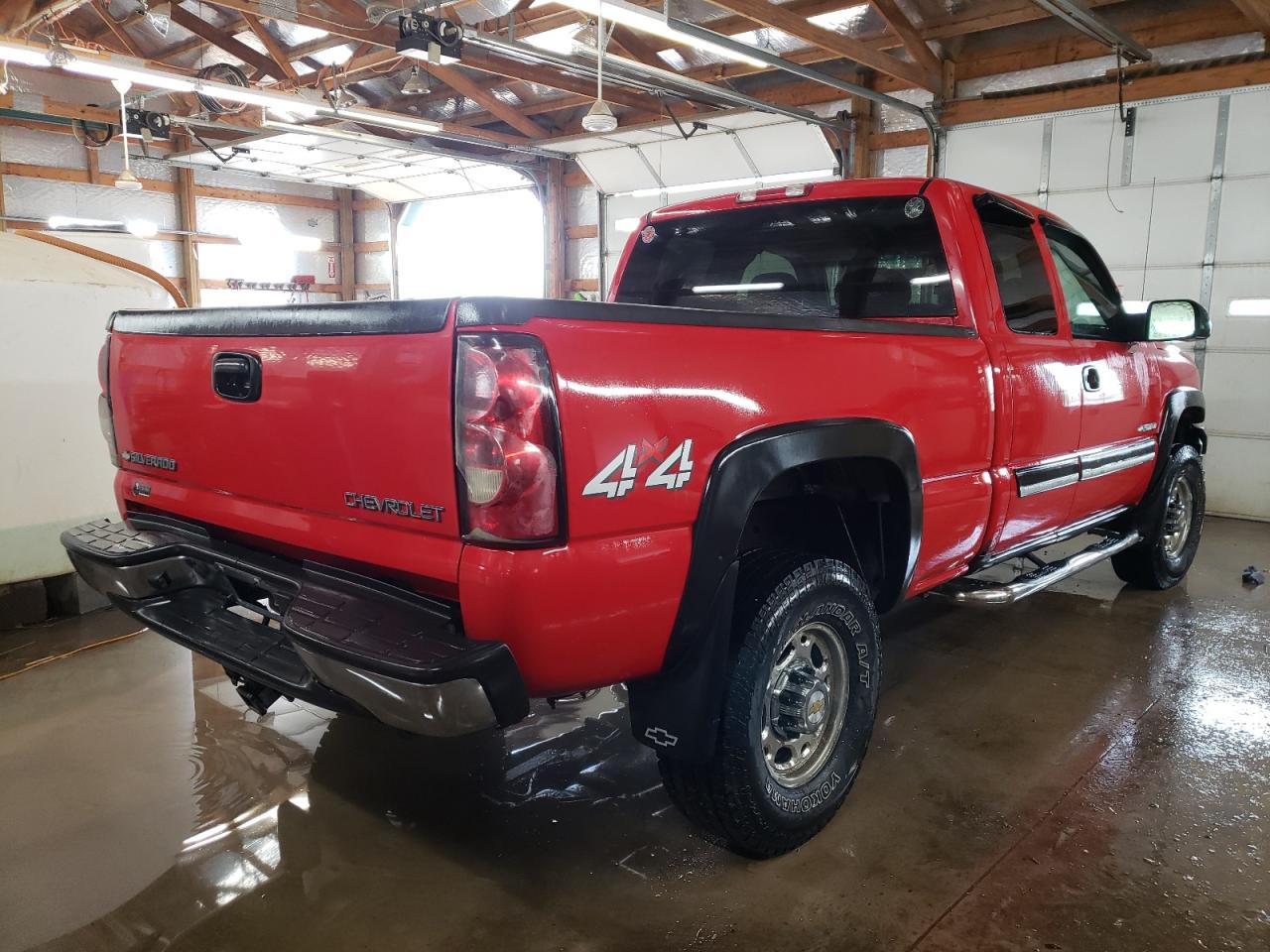 Photo 4 from auction – 2004 CHEVROLET SILVERADO with VIN 1GCHK29U74E100491