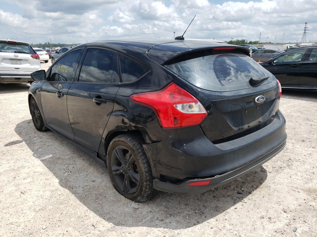 Photo 3 from auction – 2012 FORD FOCUS SE with VIN 1FAHP3K23CL235225