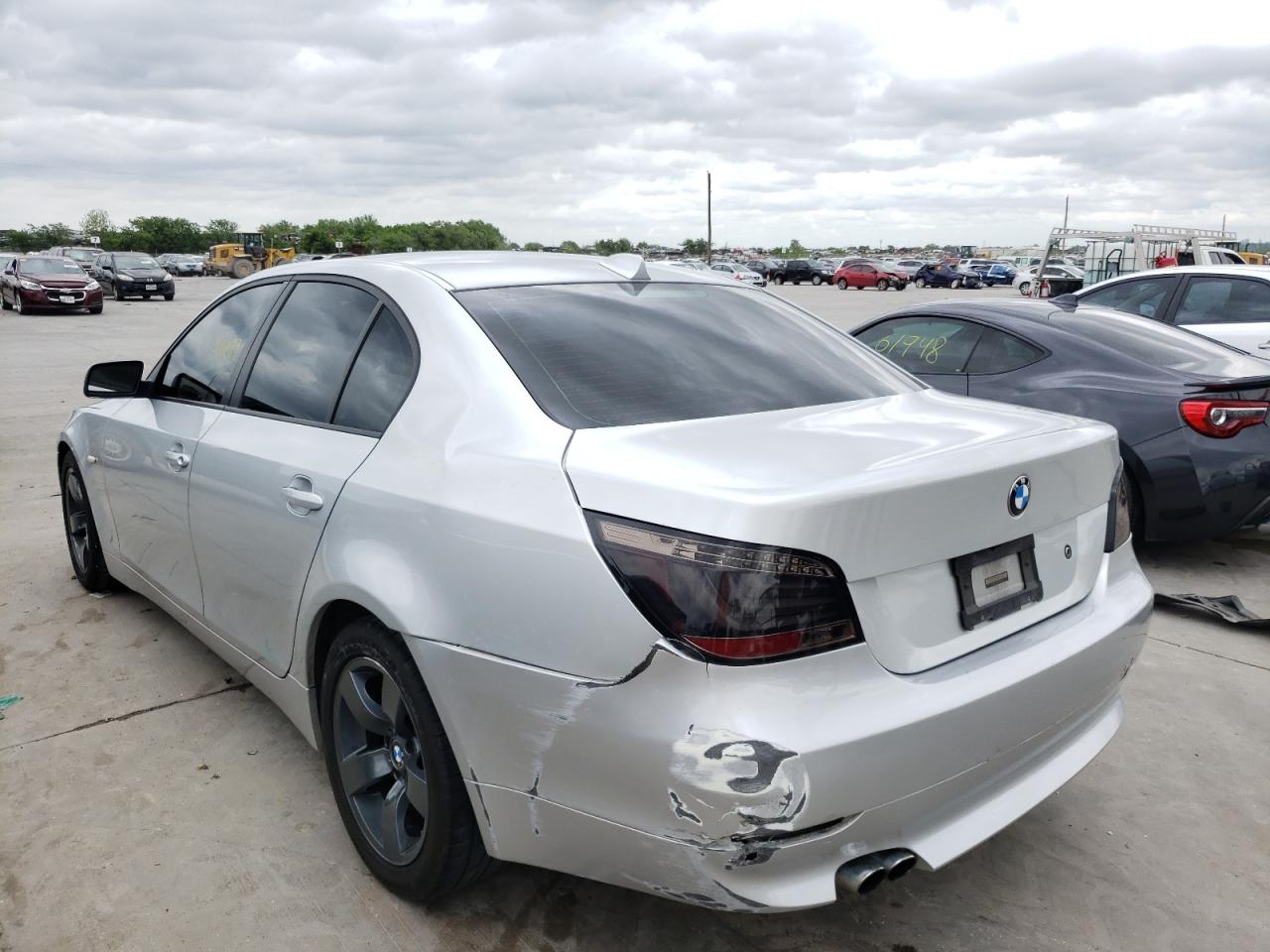 Photo 3 from auction – 2007 BMW 525 I with VIN WBANE53537B992366