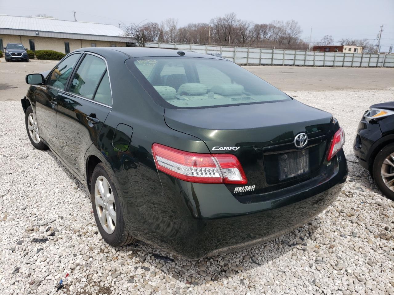 Foto 3 de la subasta – 2011 TOYOTA CAMRY BASE con VIN 4T4BF3EK9BR103143