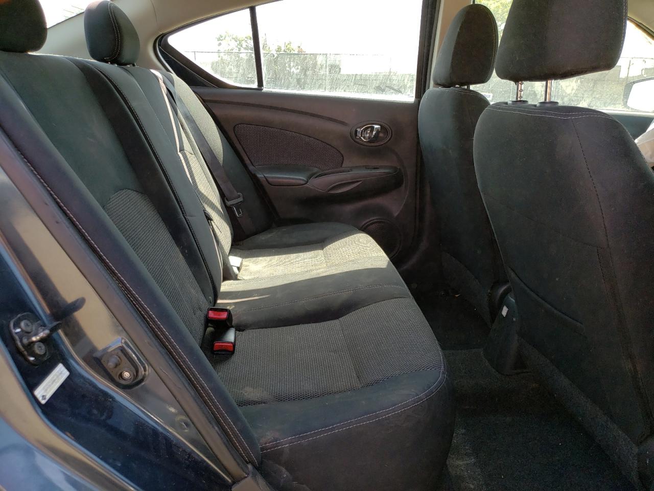 Photo 6 from auction – 2015 NISSAN VERSA S with VIN 3N1CN7AP8FL851545