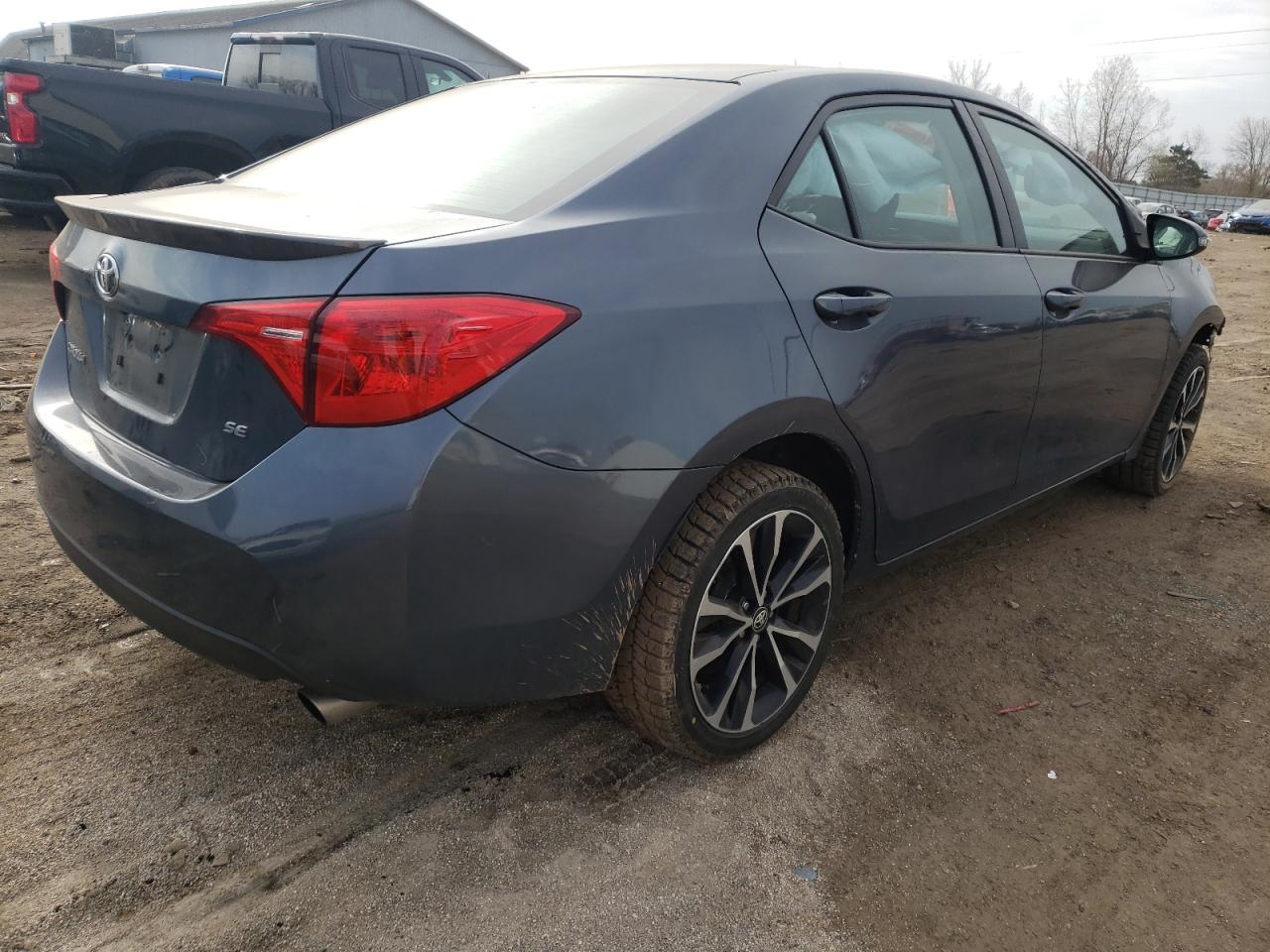 Photo 4 from auction – 2017 TOYOTA COROLLA L with VIN 5YFBURHE0HP658243