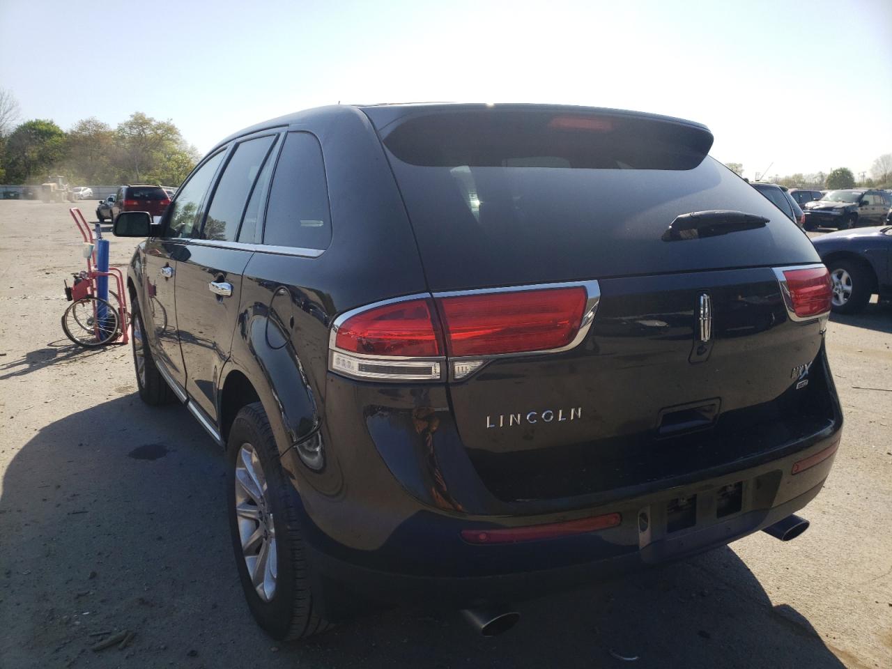 Photo 3 from auction – 2013 LINCOLN MKX with VIN 2LMDJ8JK5DBL46160