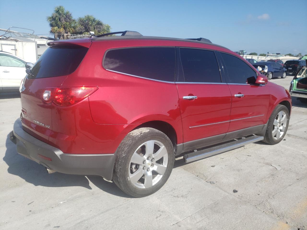 Foto 4 de la subasta – 2012 CHEVROLET TRAVERSE L con VIN 1GNKRLED9CJ165241