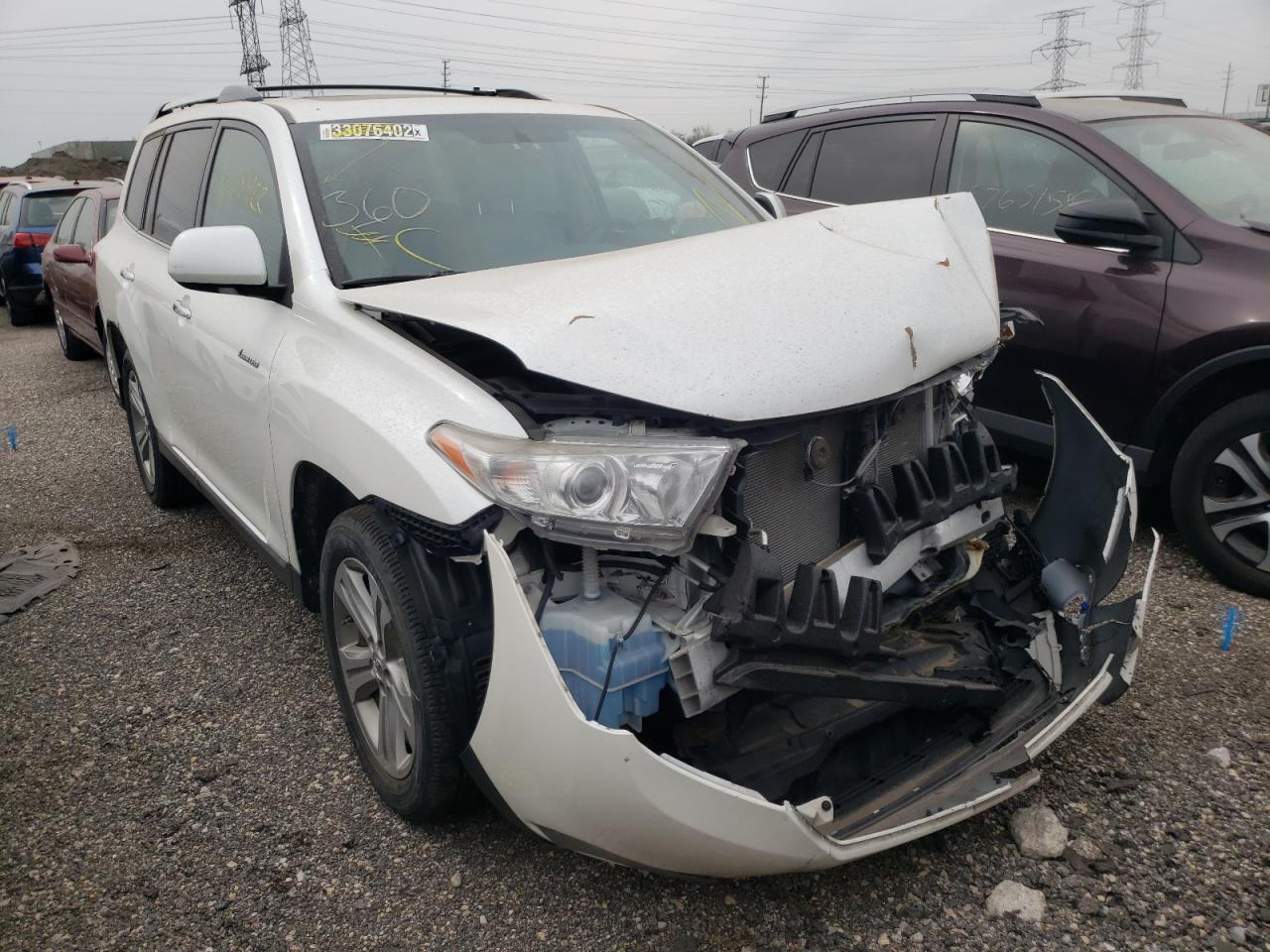 TOYOTA HIGHLANDER 2013 with VIN 5TDYK3EH1DS126156 - Photo from auction