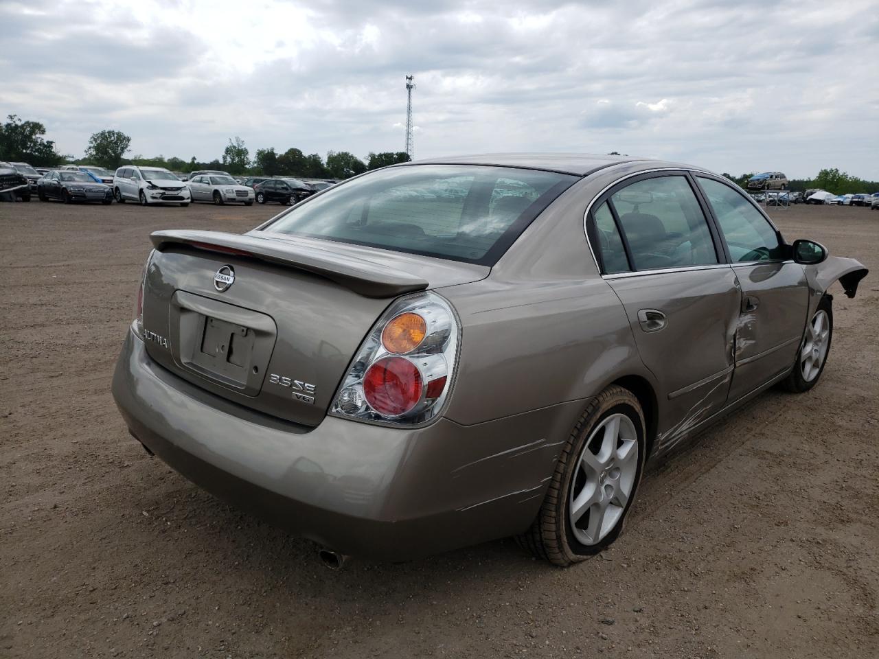 Photo 4 from auction – 2004 NISSAN ALTIMA SE with VIN 1N4BL11D44C187180