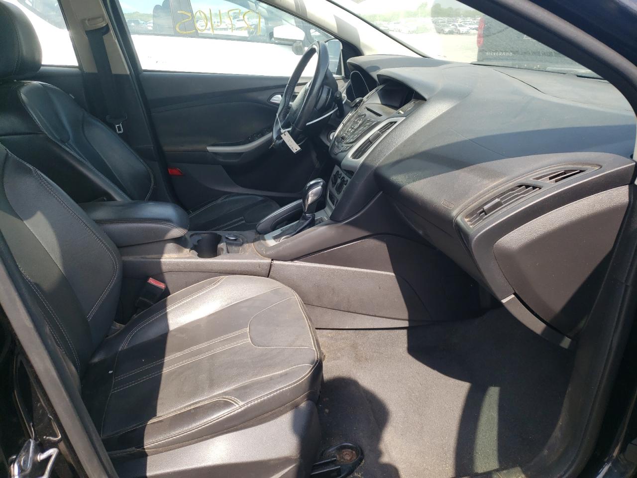 Photo 5 from auction – 2013 FORD FOCUS SE with VIN 1FADP3K21DL224997