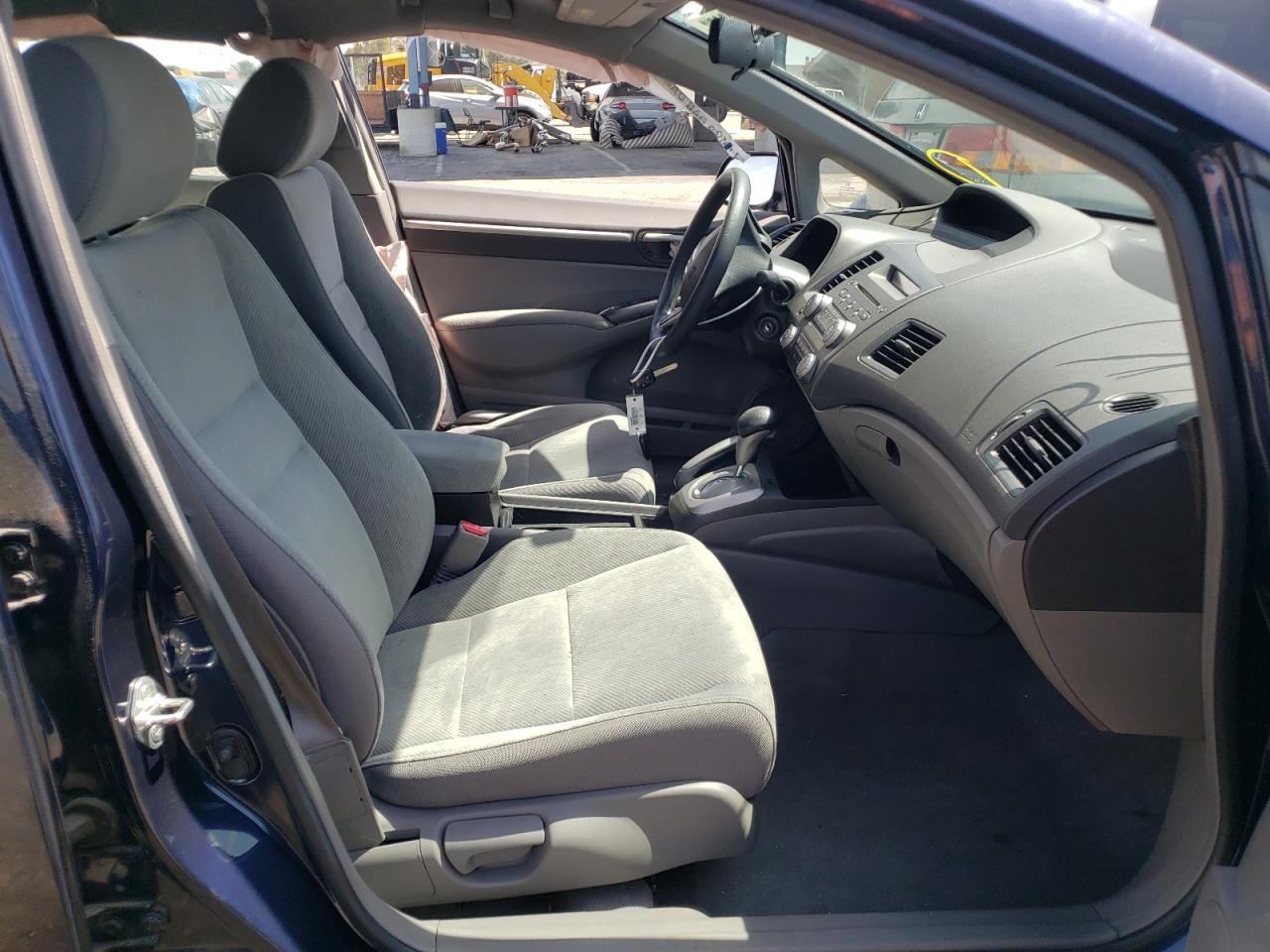Photo 5 from auction – 2010 HONDA CIVIC EX with VIN 19XFA1F87AE008809