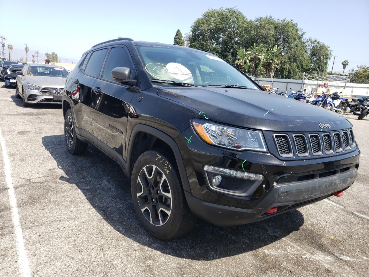 JEEP COMPASS TR 2020 with VIN 3C4NJDDB2LT245508 - Photo from auction