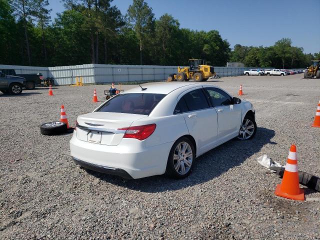 Photo 4 from auction – 2012 CHRYSLER 200 TOURIN with VIN 1C3CCBBG4CN305765