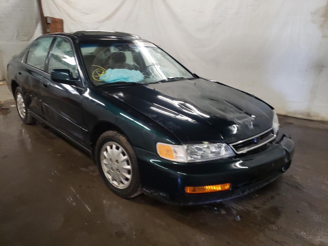 HONDA ACCORD EX 1997 with VIN 1HGCD5656VA200031 - Photo from auction