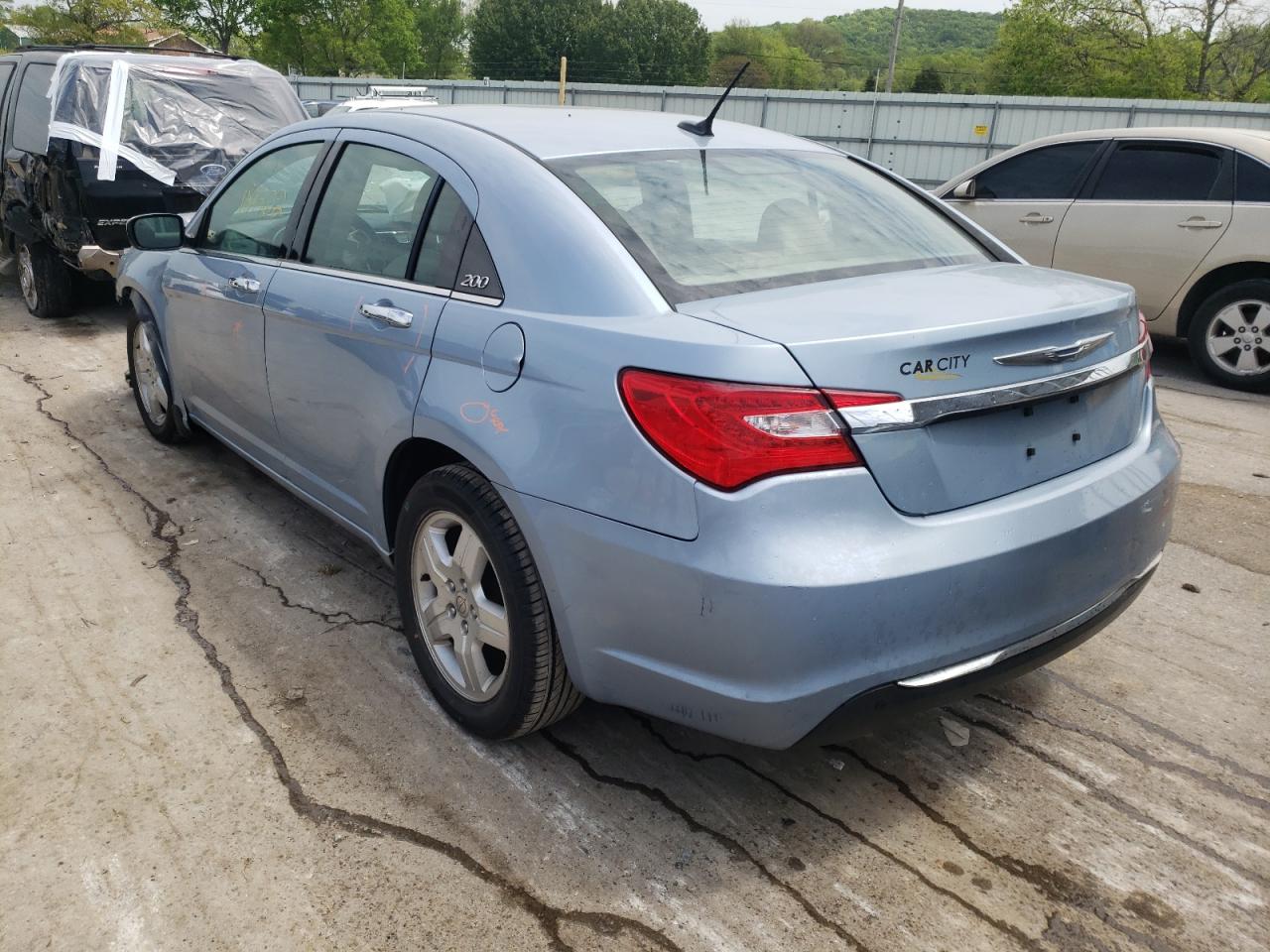 Photo 3 from auction – 2012 CHRYSLER 200 LIMITE with VIN 1C3CCBCB0CN304566
