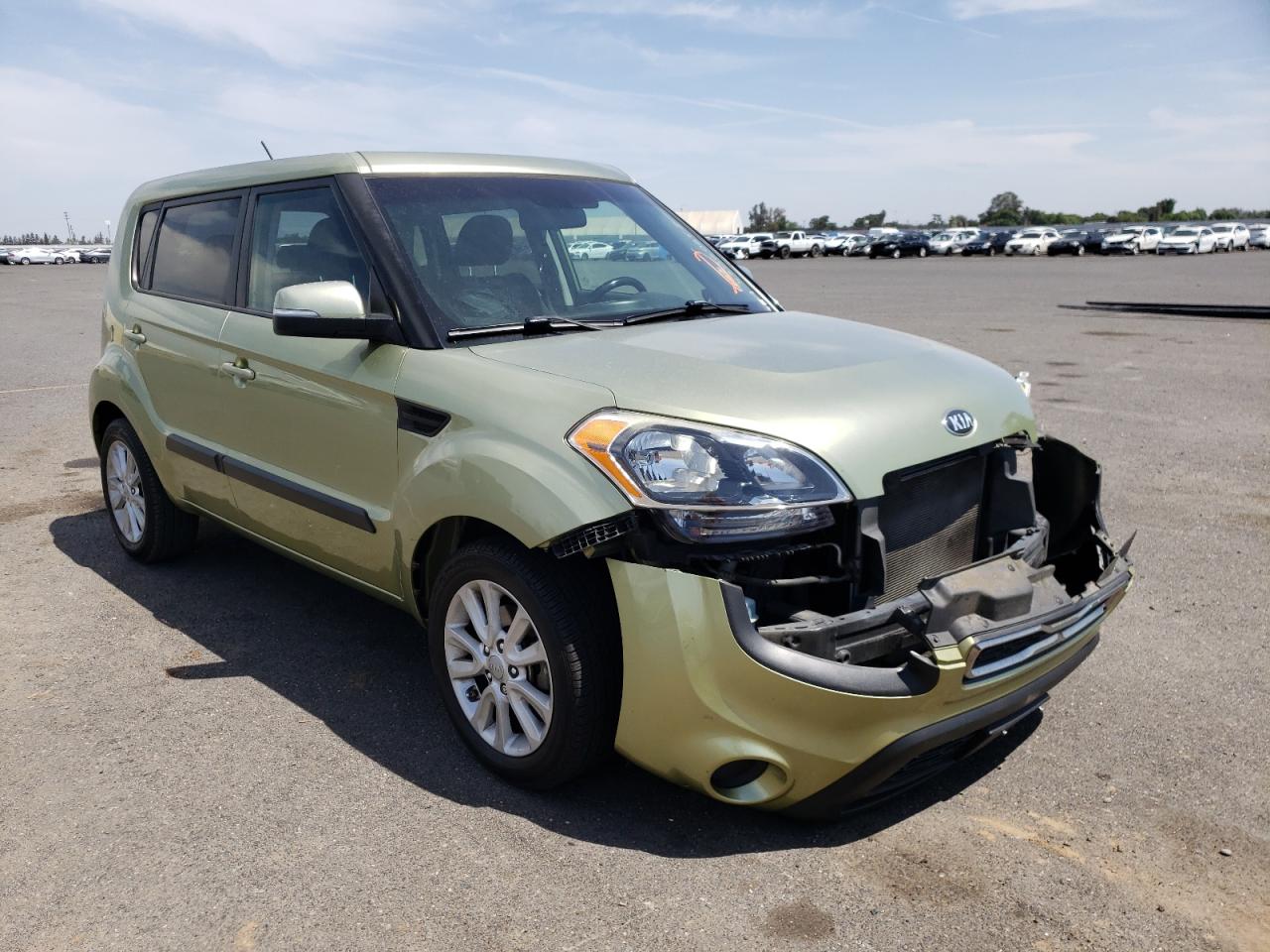 KIA SOUL + 2013 with VIN KNDJT2A68D7612177 - Photo from auction