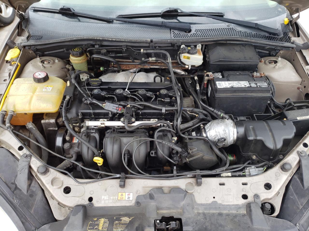 Photo 7 from auction – 2005 FORD FOCUS ZX4 with VIN 1FAFP34N55W208334