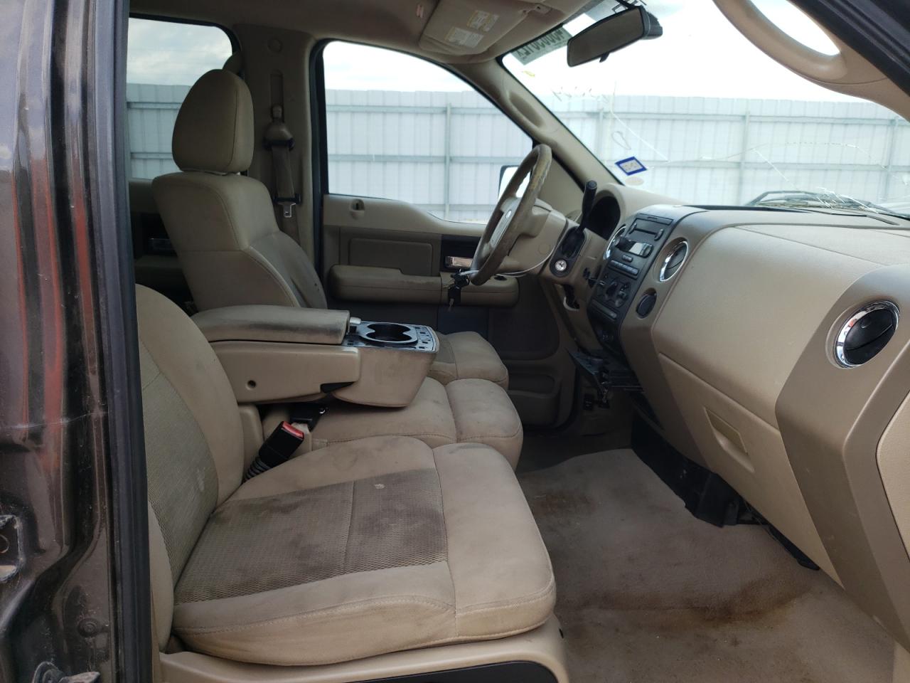 Zdjęcie 5 z aukcji – 2005 FORD F-150 z VIN 1FTRW12W45FB44037