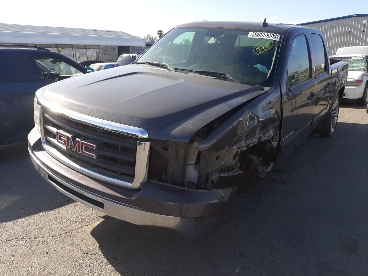 Photo 2 from auction – 2011 GMC SIERRA C15 with VIN 3GTU1VE26BG177494