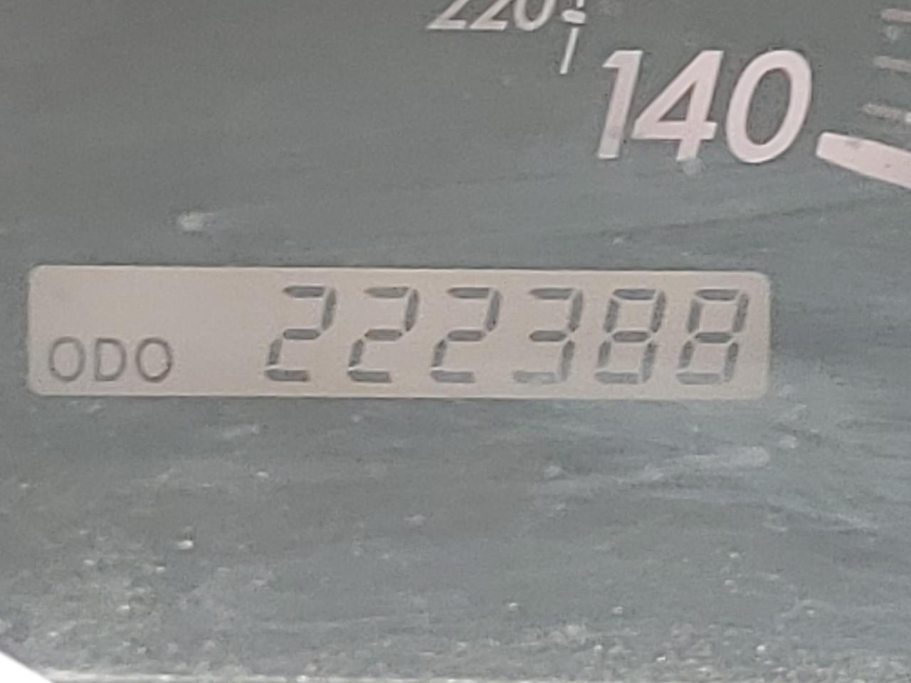 Photo 8 from auction – 2005 TOYOTA CAMRY with VIN 4T1BE32K45U965840