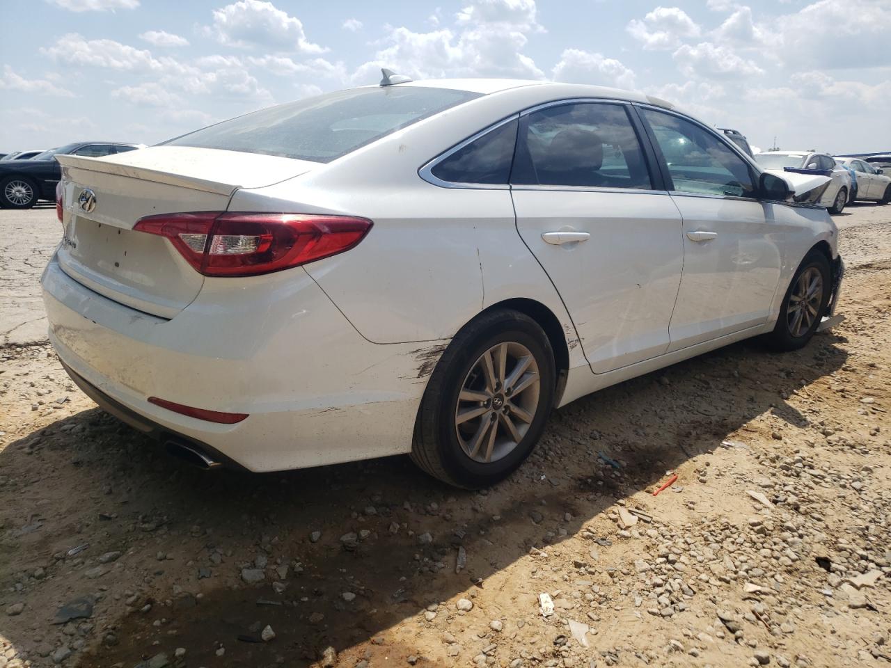 Photo 4 from auction – 2016 HYUNDAI SONATA SE with VIN 5NPE24AF9GH414949