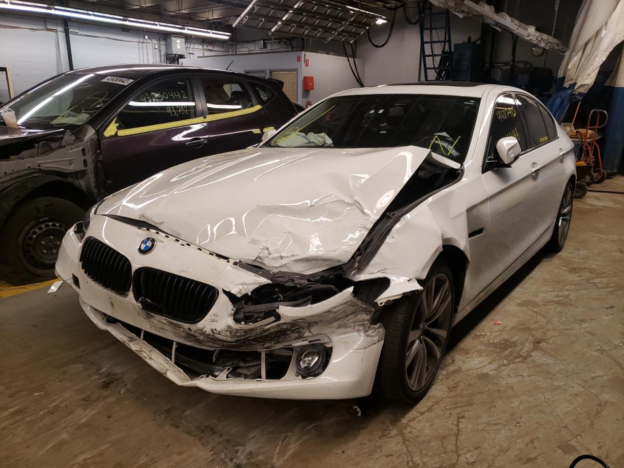 Photo 2 from auction – 2016 BMW 528 XI with VIN WBA5A7C50GG644423