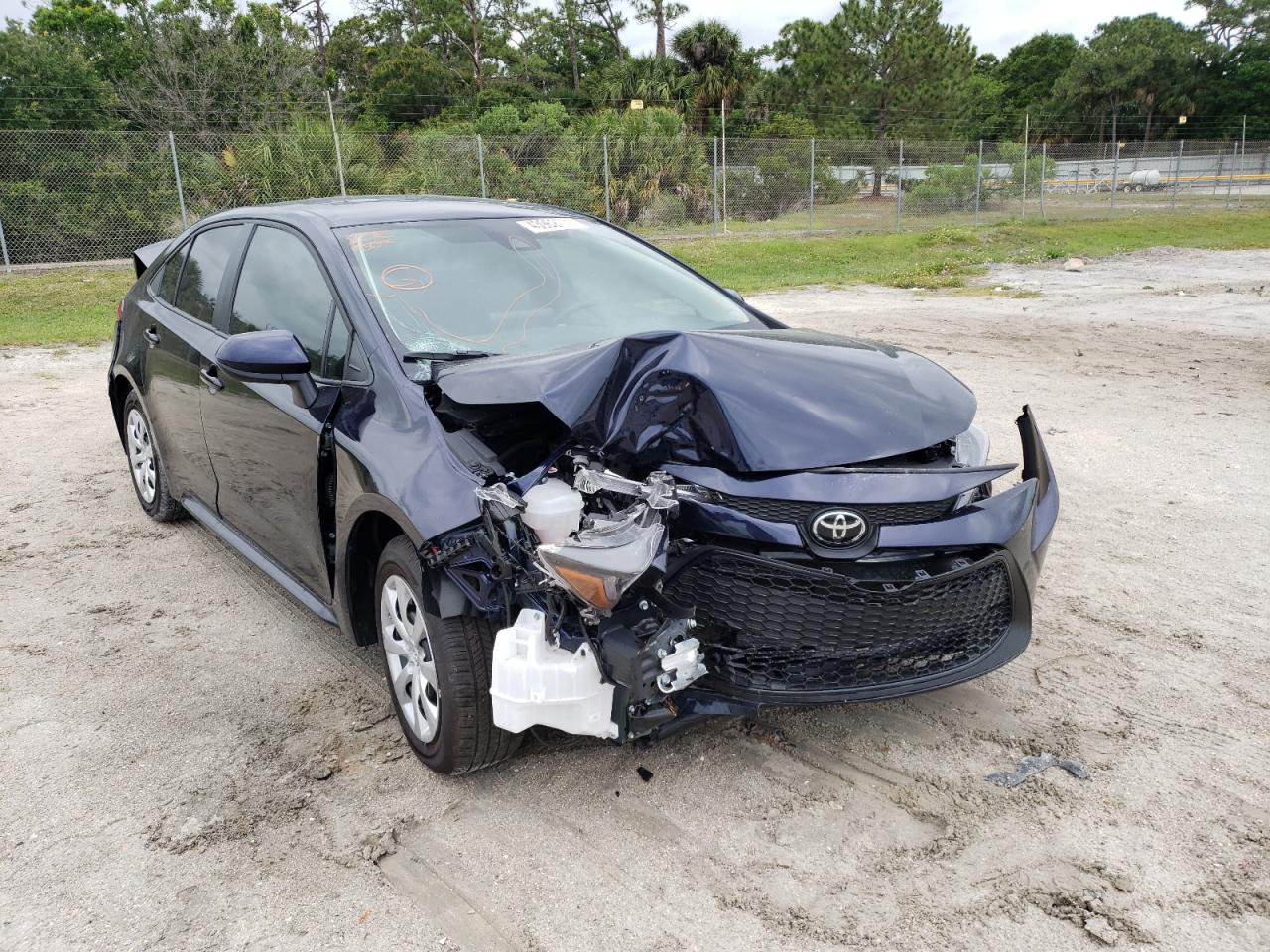 Photo 9 from auction – 2022 TOYOTA COROLLA LE with VIN 5YFEPMAE3NP305699
