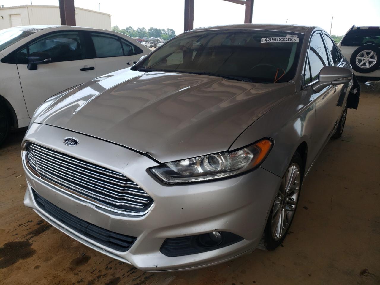 Photo 2 from auction – 2016 FORD FUSION SE with VIN 3FA6P0H91GR322493