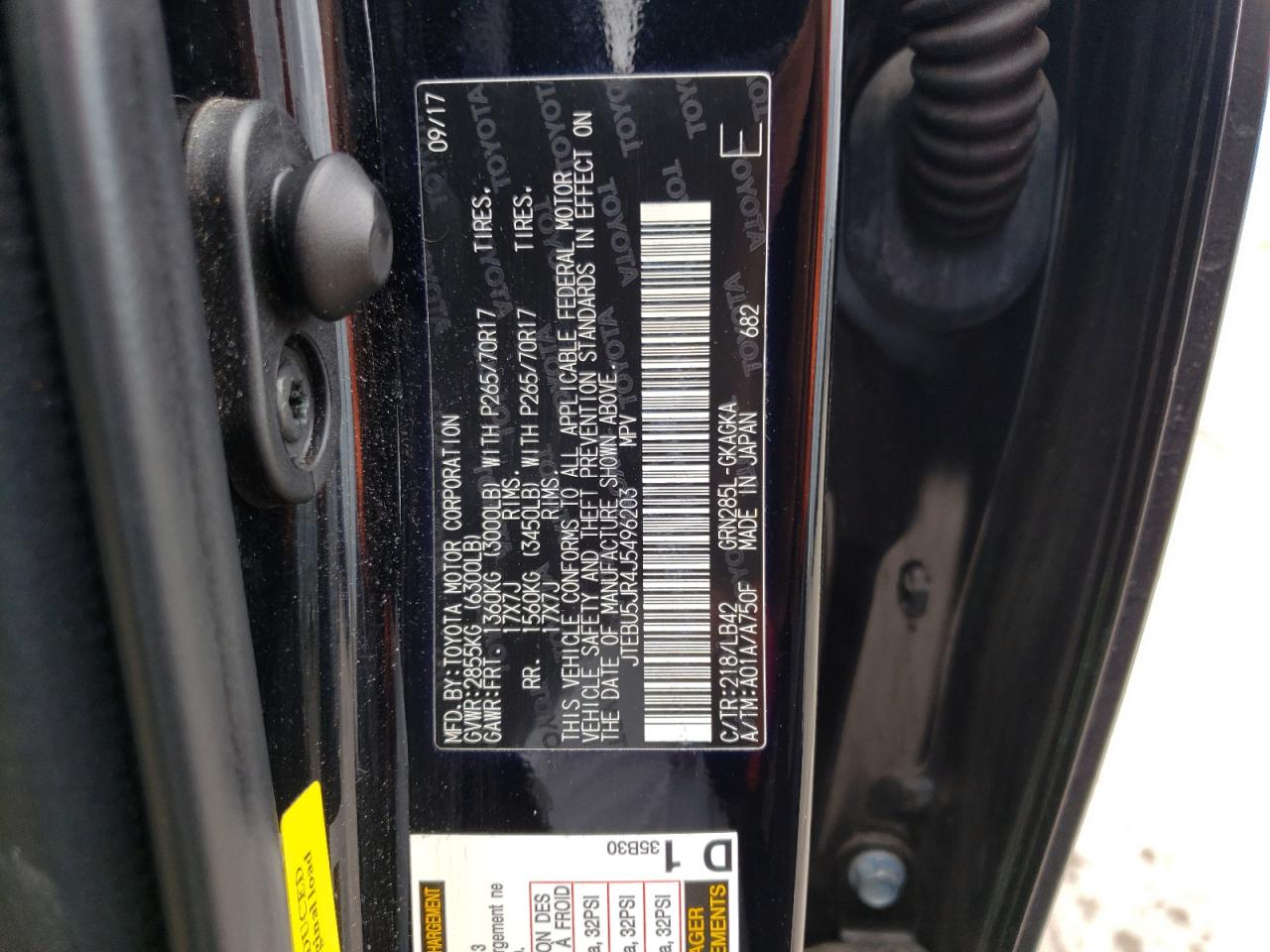 Photo 10 from auction – 2018 TOYOTA 4RUNNER SR with VIN JTEBU5JR4J5496203