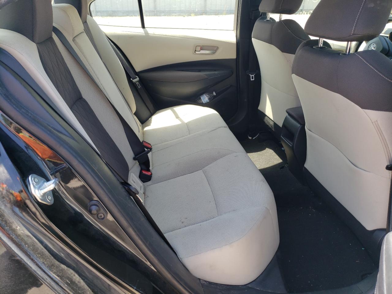 Photo 6 from auction – 2020 TOYOTA COROLLA LE with VIN JTDEPRAE7LJ014458