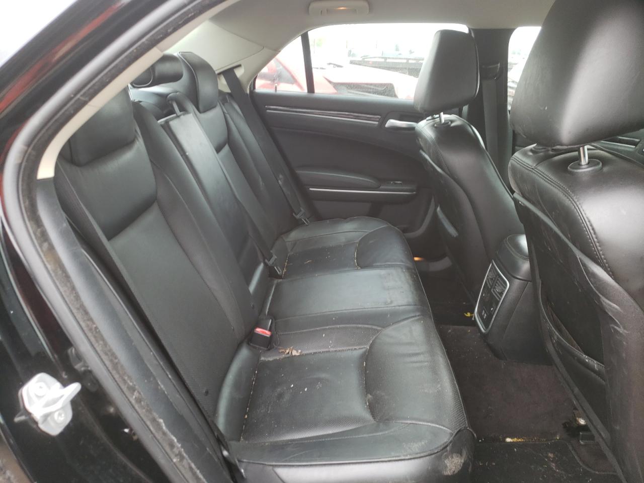 Photo 6 from auction – 2019 CHRYSLER 300 LIMITE with VIN 2C3CCAKG9KH538297