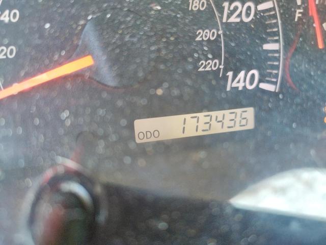 Photo 8 from auction – 2005 TOYOTA CAMRY LE with VIN 4T1BE32K45U091005