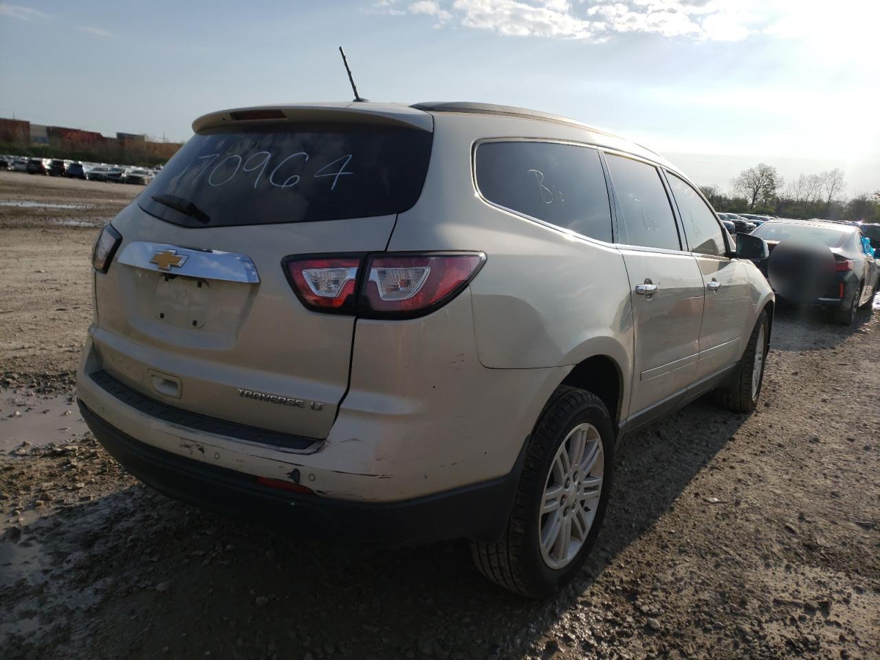 Photo 4 from auction – 2014 CHEVROLET TRAVERSE L with VIN 1GNKRGKDXEJ170964